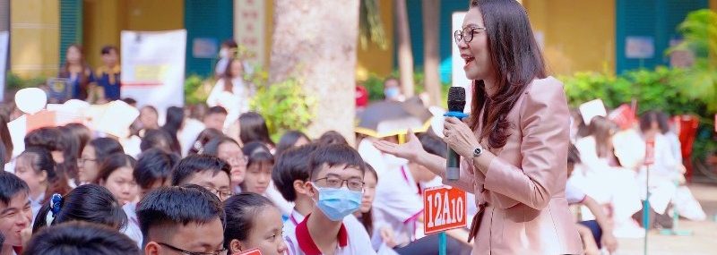 HIU tư vấn tuyển sinh tại THPT Trưng Vương