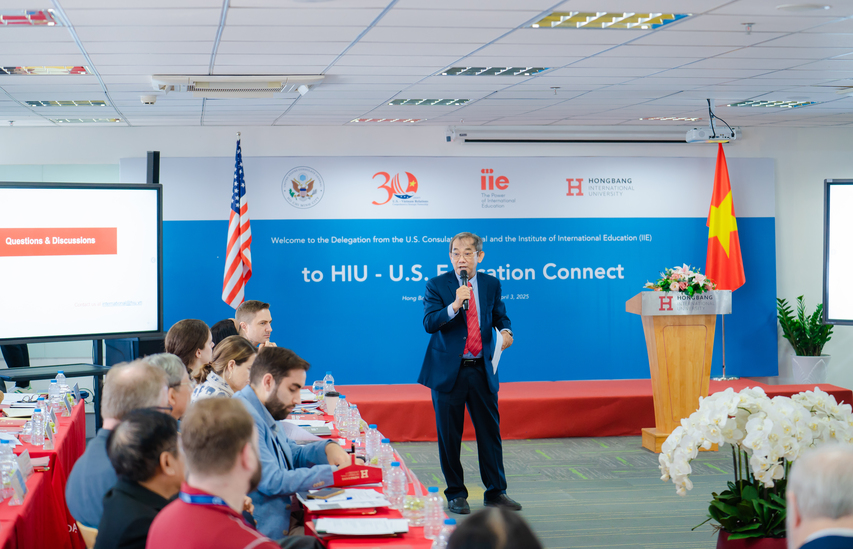 Ngành Logistics tại HIU do PGS.TS Hồ Thanh Phong – Trưởng khoa Công nghệ Kỹ thuật – trực tiếp chỉ đạo