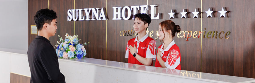 Sinh viên được thực hành trực tiếp tại khách sạn Sulyna nằm trong khuôn viên nhà trường