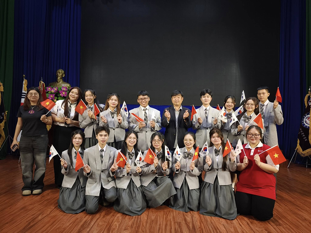 “Phong cách Hồng Bàng” – một đặc điểm nổi bật, nhận diện HIUer trong cộng đồng sinh viên
