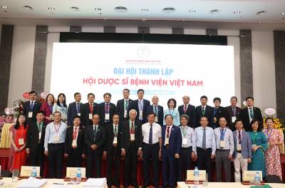 HIU tham gia Ban Chấp hành Hội Dược sĩ Bệnh viện Việt Nam Khóa I