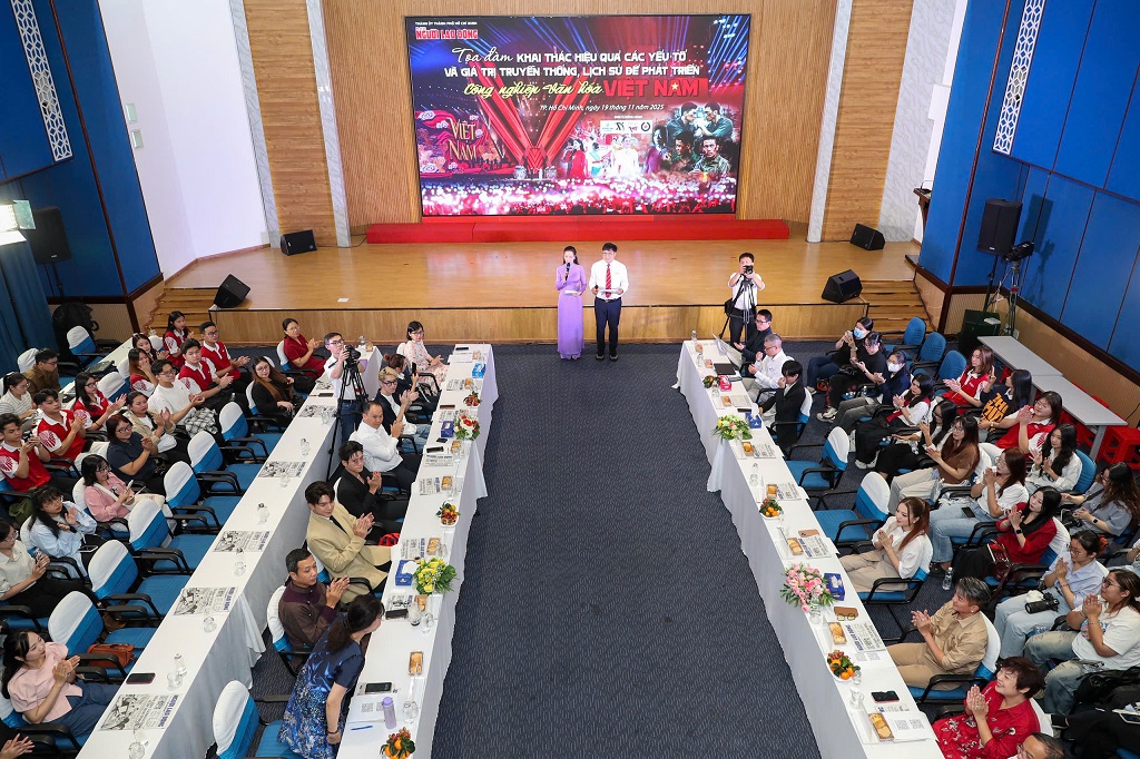 Không gian "Khai thác hiệu quả các yếu tố và giá trị truyền thống, lịch sử để phát triển công nghiệp văn hóa Việt Nam" (Ảnh: Báo Người Lao động)