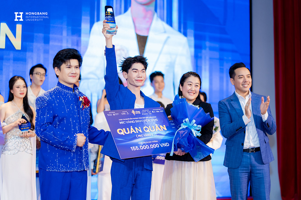 Đầy thuyết phục, Hồng Anh chính thức trở thành QUÁN QUÂN MIC VÀNG SINH VIÊN 2025
