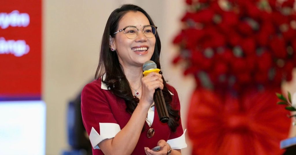 ThS.NCS Trần Thúy Trâm Quyên, Phó hiệu trưởng Trường  Đại học Quốc tế Hồng Bàng (HIU), phát biểu tại tọa đàm