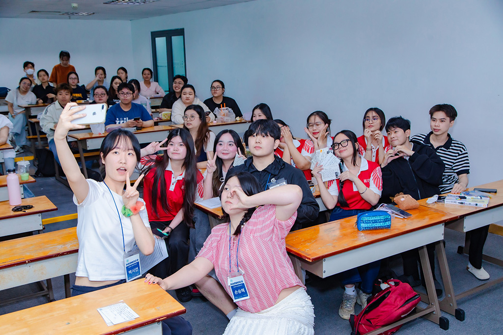 Sinh viên HIU trải nghiệm giao lưu văn hóa Hàn Quốc cùng Đại học Quốc gia Pusan