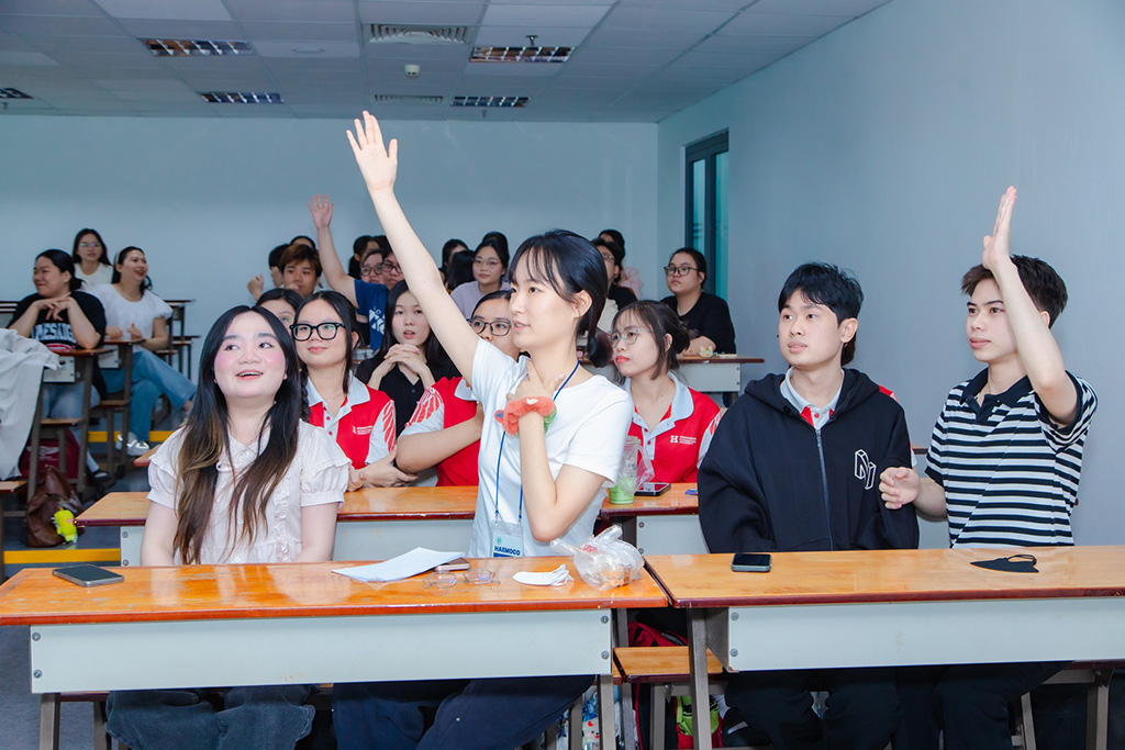 Sinh viên HIU trải nghiệm giao lưu văn hóa Hàn Quốc cùng Đại học Quốc gia Pusan