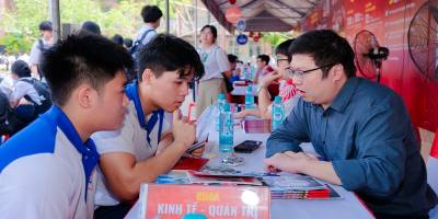 Làm sao để vượt qua áp lực thi cử và chọn trường? Cách giữ bình tĩnh cho 2k8