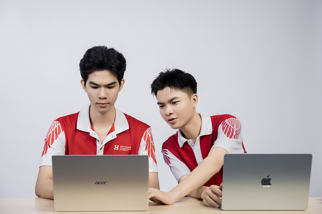 HIU cung cấp nền tảng vững chắc về hệ thống pháp luật Việt Nam và quốc tế cho sinh viên