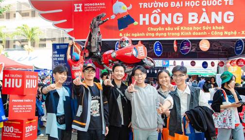 HIU tư vấn trực tiếp cho hàng ngàn học sinh tại Ngày hội tuyển sinh 2026