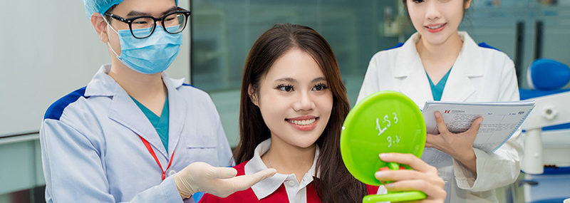 Ngành Kỹ thuật phục hình răng miệng là gì? Học gì, ra trường làm gì?