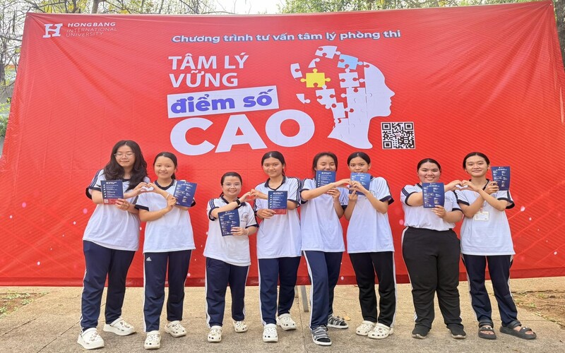 Thí sinh có được miễn lệ phí xét tuyển đại học năm 2026?
