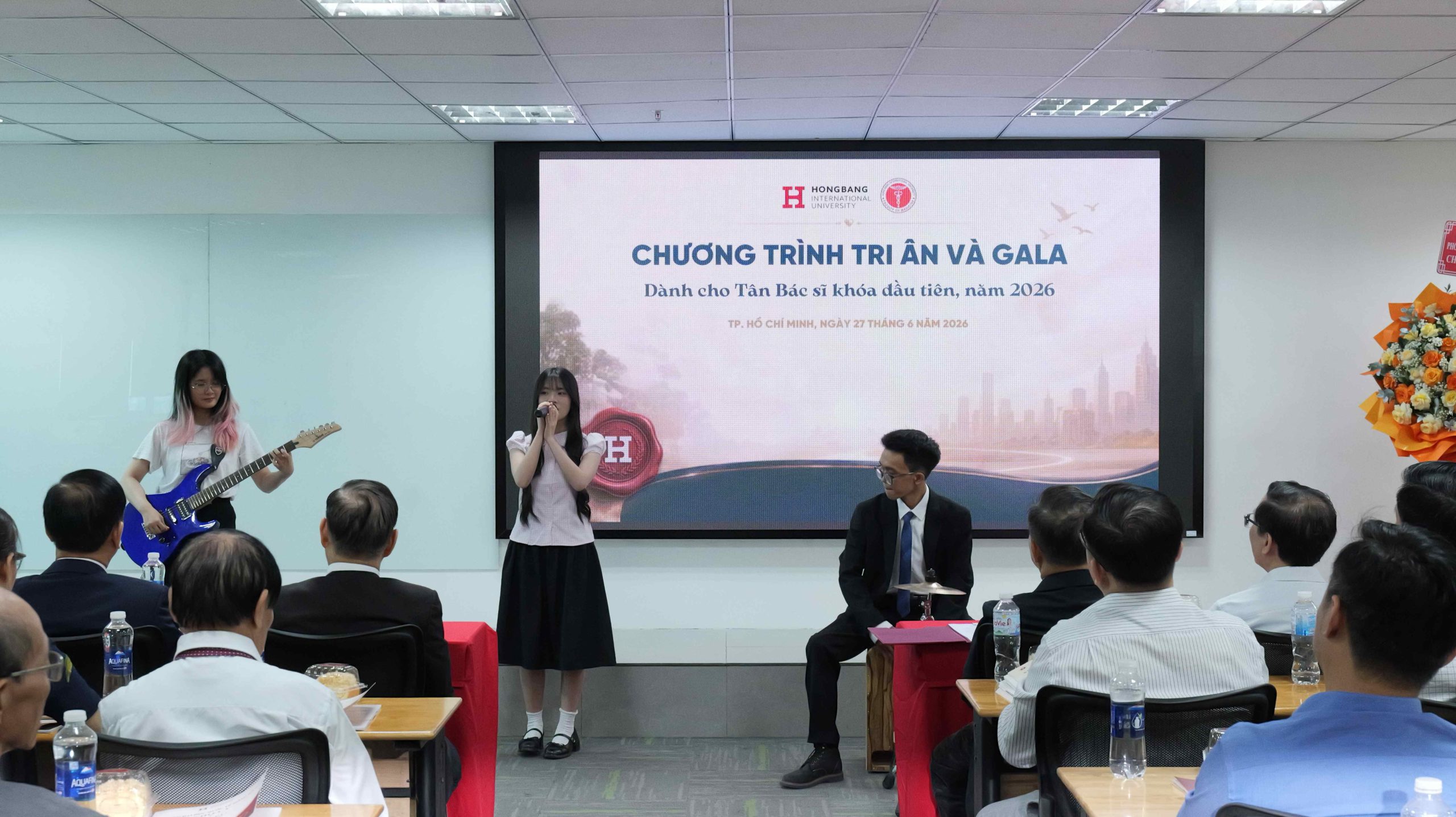 Hoạt động tri ân tại chương trình Hành trình tiếp nối