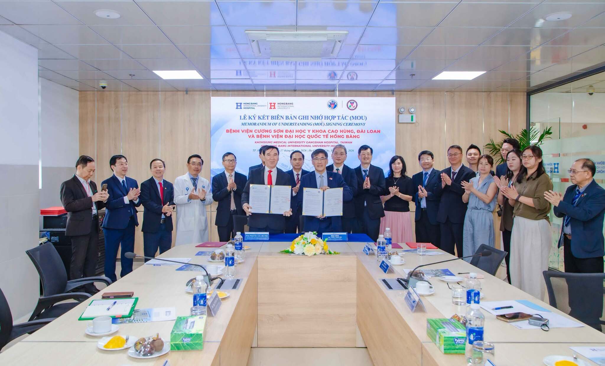 HIU, HIU Hospital và Hệ thống Đại học Y khoa Cao Hùng mở rộng hợp tác từ nền tảng Trường – Viện