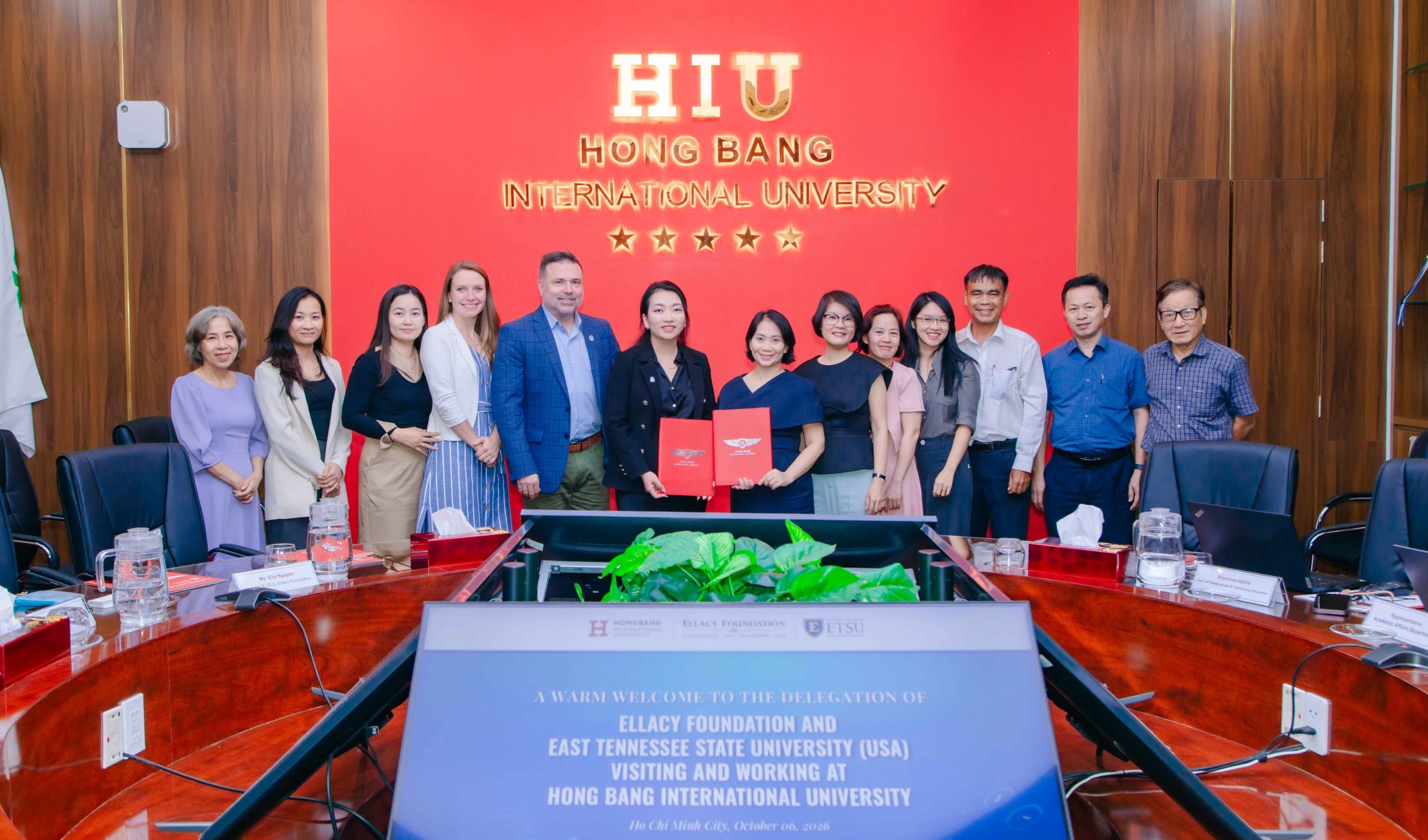 HIU kết nối đại học Hoa Kỳ, thêm cơ hội học tập quốc tế cho sinh viên